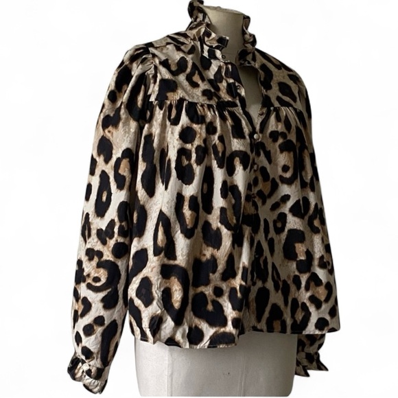 H&M Tops - H&M Leopard Edwardian Puff Sleeve Ruffle Blouse